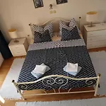 Apartment Mila Makarska